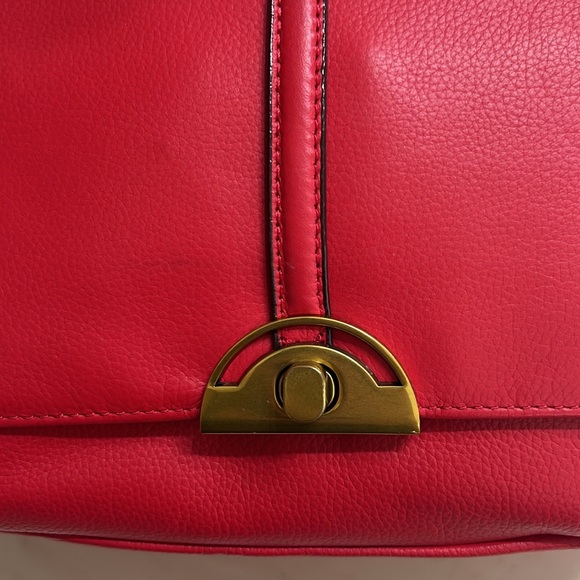 Antonio Melani Leather Red Shoulder Bag with Fab Gold Chain Strap & Detail NWOT - Picture 10 of 13